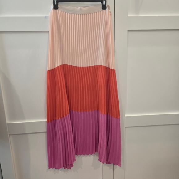 NWOT Express Color block Pleated Skirt - Picture 2 of 7